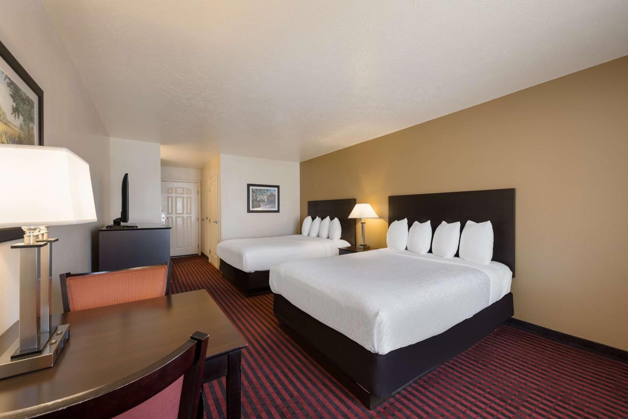 Best Western Salinas Valley Inn & Suites Eksteriør billede