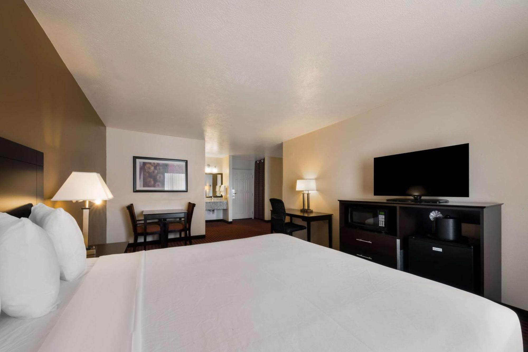 Best Western Salinas Valley Inn & Suites Eksteriør billede