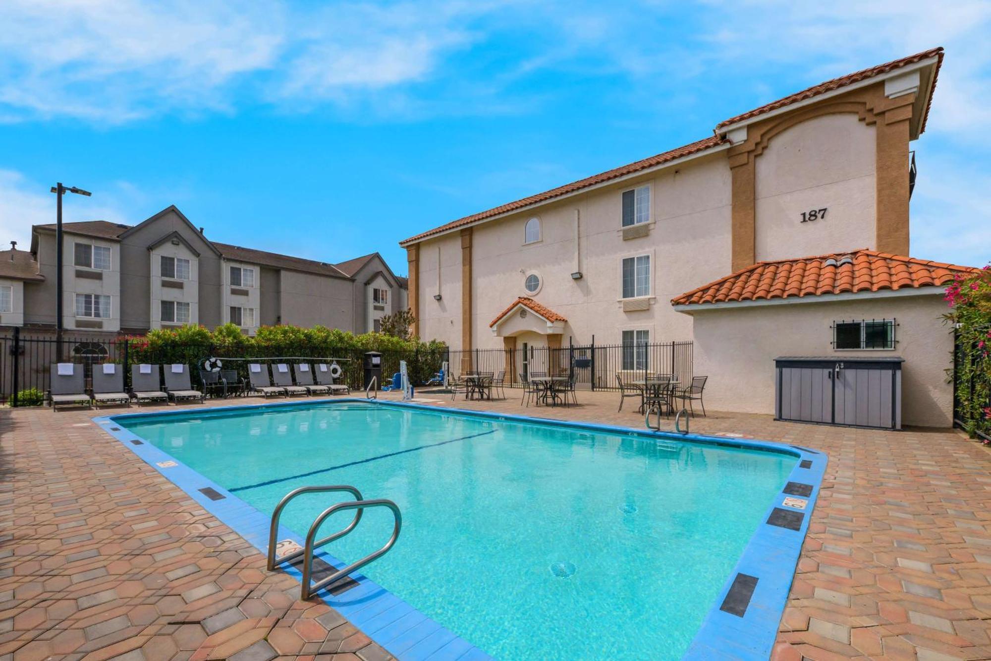 Best Western Salinas Valley Inn & Suites Eksteriør billede